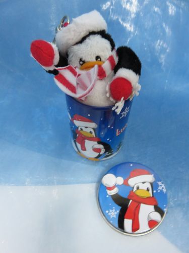 Weihnachtsdose incl. Schlüsselanhänger Pinguin
